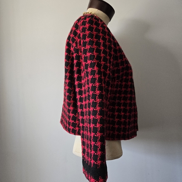 Karl Lagerfeld Cropped Tweed Pink and Black Open Front Jacket. Size Large - Picture 5 of 12